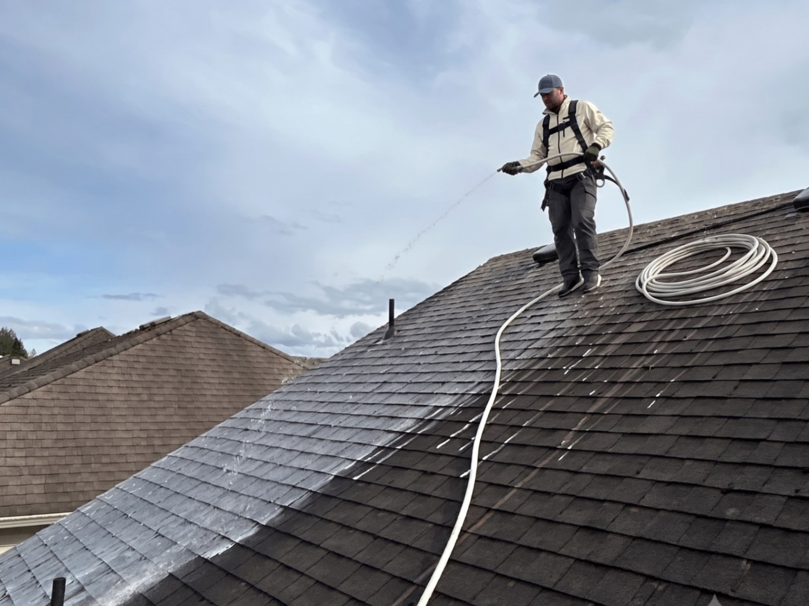 Roof Washing